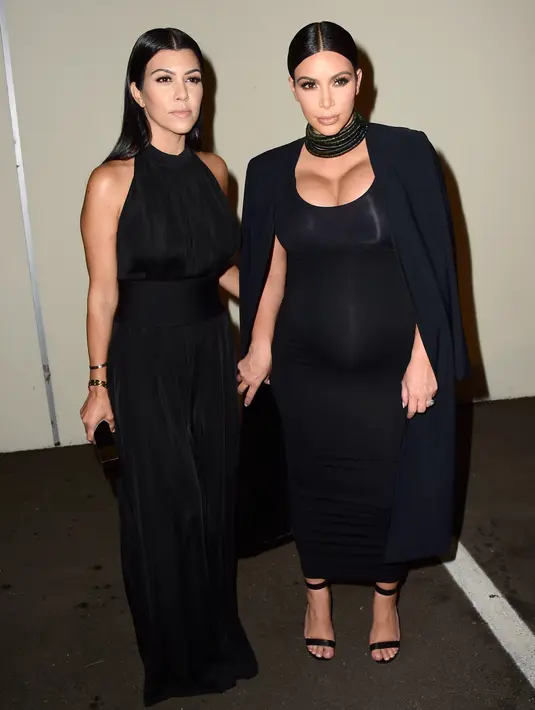 Begitupun dengan Kim, rupanya Kim terkena virus kecanduan mendengarkan lagu 'Lemonade'. Ibu dari North West ini menjadikan 'Lemonade' sebagai playlist favoritnya. (AFP/Bintang.com)