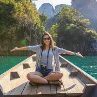 ilustrasi tips berlibur saat new normal/pexels