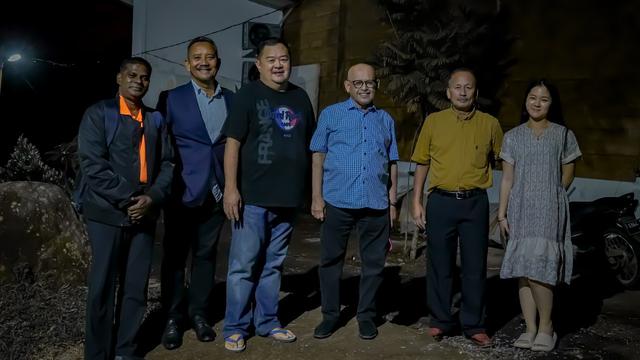 Claresta Amantha Kamsari (Paling Kanan)