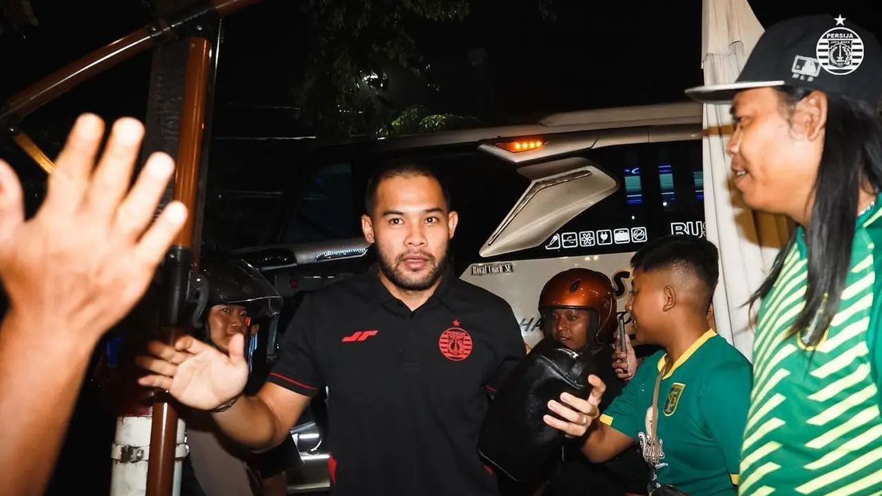Kiper Persija Jakarta, Andritany Ardhiyasa.