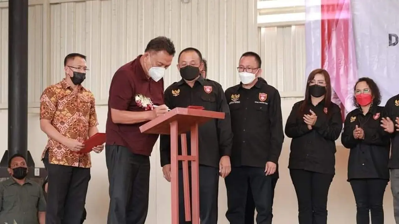 Gubernur Sulut melantik secara resmi kepengurusan DPP LLI dan DPW LLI Sulut.