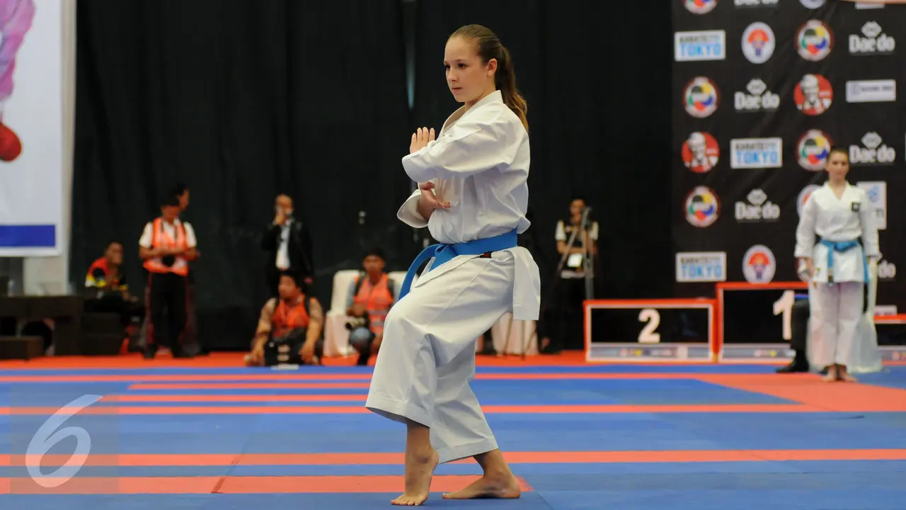20151112-Karateka Cantik Mancanegara Panaskan ICE Serpong-Tangerang