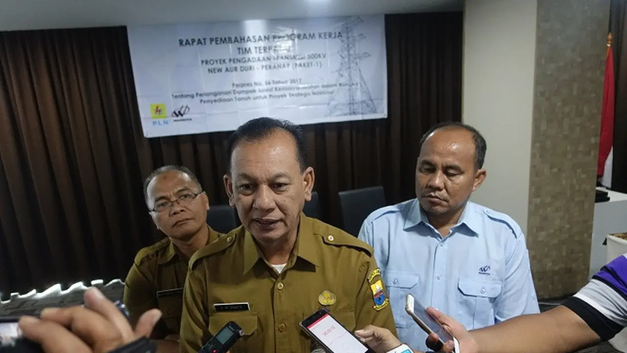 Pembangunan Transmisi Listrik di Jambi