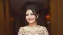 Senin, 6 Desember 2021 menjadi hari bahagia bagi aktris Prilly Latuconsina. Perempuan 25 tahun ini akhirnya mengikuti prosesi wisuda di kampusnya, London School Of Public Relation. (Instagram/prillylatuconsina96).