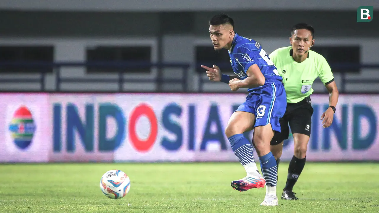Persib Bandung vs Dewa United - BRI Liga 1 2023/2024