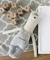 Beige mom aesthetic populer di kalangan ibu yang menyukai warna netral untuk anak dan rumah. Tren ini menawarkan ketenangan, namun juga menimbulkan perdebatan tentang stimulasi visual bagi tumbuh kembang anak./ Photo by Katsia Jazwinska on Unsplash.