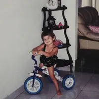 Enzy Storia masa kecil (Instagram/enzystoria)