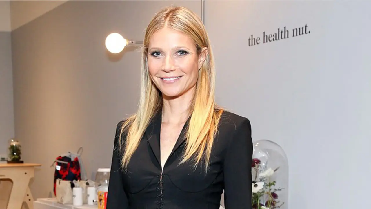 Gwyneth Paltrow Buat Panduan Seks Anal