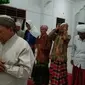 Jemaah Tarekat Naqsabandiyah Al Kholidiyah Jalaliyah Sumatera Utara (Sumut) mulai melaksanakan salat tarawih, Minggu (11/4/2021)