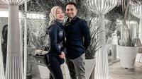Rupanya, dirinya pun diketahui kembali menjalin hubungan asmara dengan mantan kekasihnya. Kebersamaan Nathalie dengan Faris ini pun mencuri perhatian banyak netizen. (Liputan6.com/IG/@nathalieholscher)