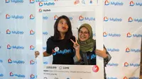 Warga Surabaya tawarkan aplikasi percakapan MyBeb gantikan Whatsapp. (Dian Kurniawan/Liputan6.com)