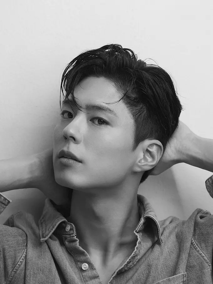 Park Bo Gum. (Twitter/ @THEBLACKLABEL)