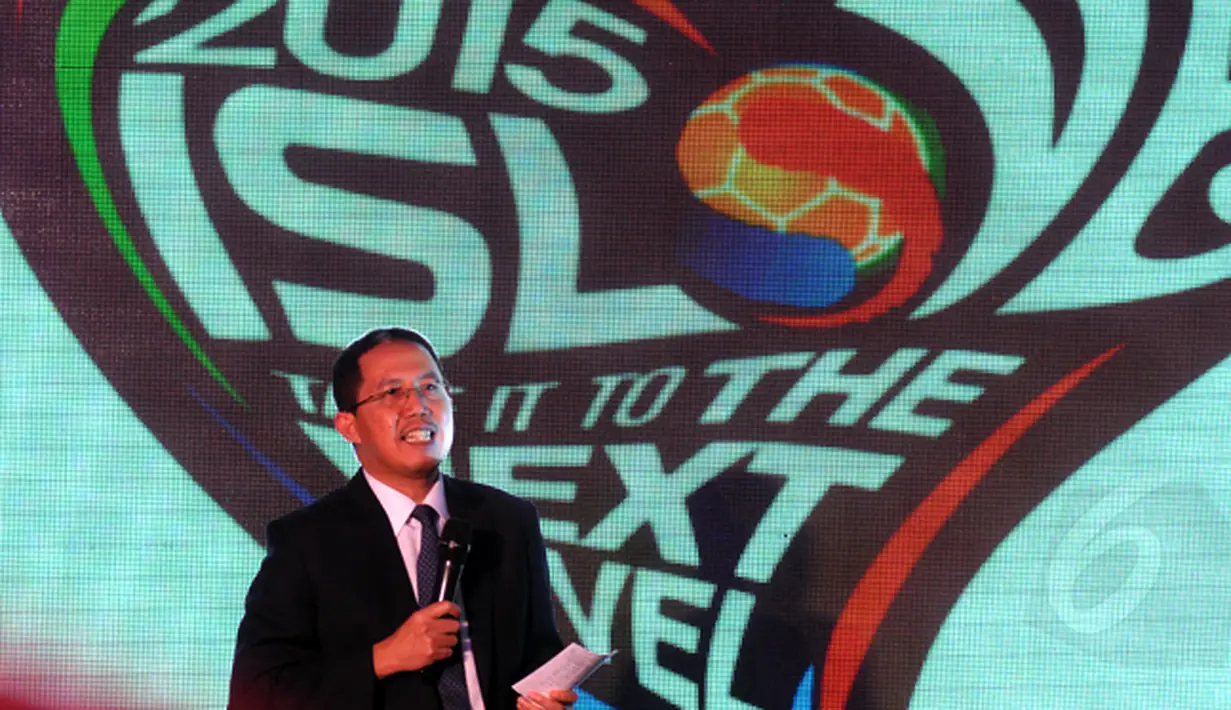 CEO PT Liga Indonesia, Joko Driyono memberikan sambutan saat peresmian gelaran ISL 2015 di Lounge VVIP Barat Stadion GBK Jakarta, Sabtu (14/2/2015). (Liputan6.com/Helmi Fithriansyah)