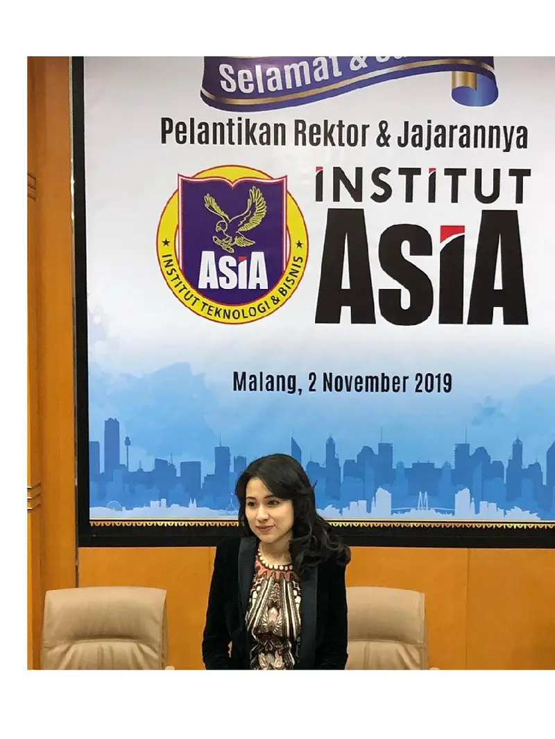 6 Pesona Risa Santoso, Rektor Termuda di Indonesia yang Berusia 27 Tahun