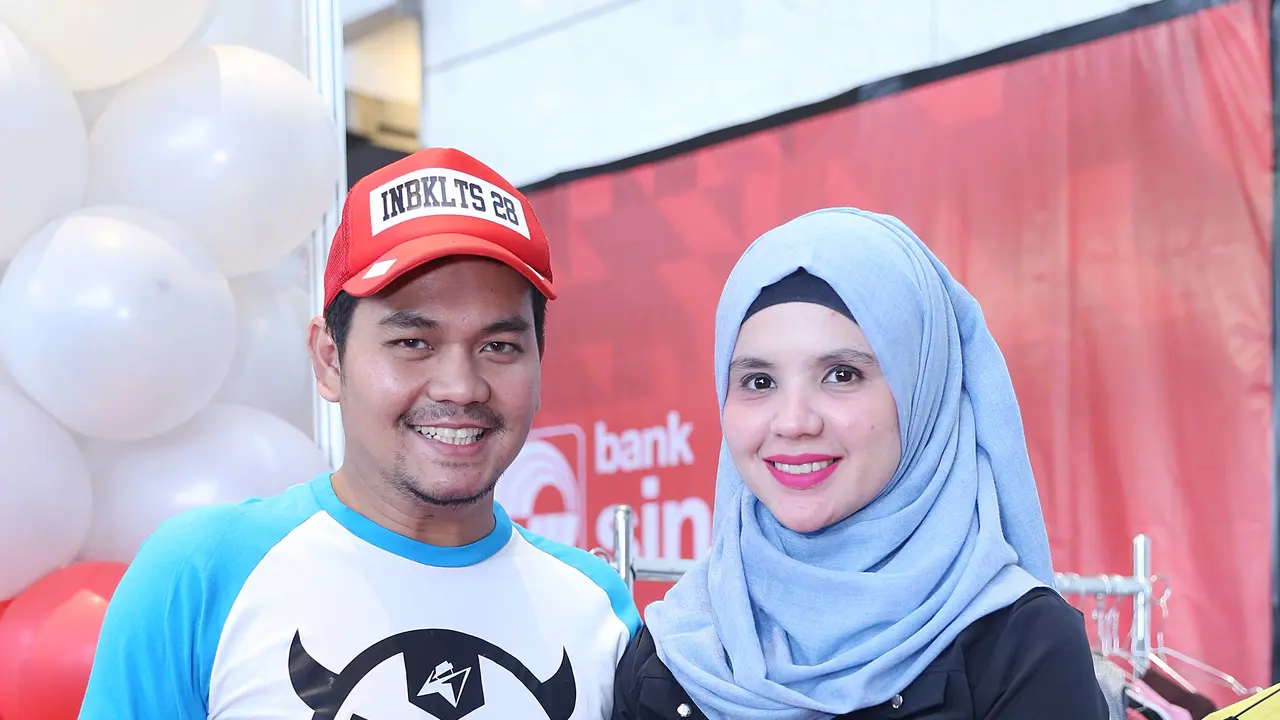 Indra Bekti dan istri