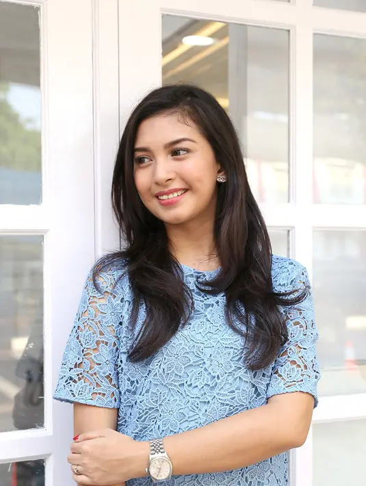 'Sebenernya, dari dulu emang kepengen banget nikah muda, cuma nggak tau jodohnya dari mana' ungkap Alisia. (Andy Masela/Bintang.com)