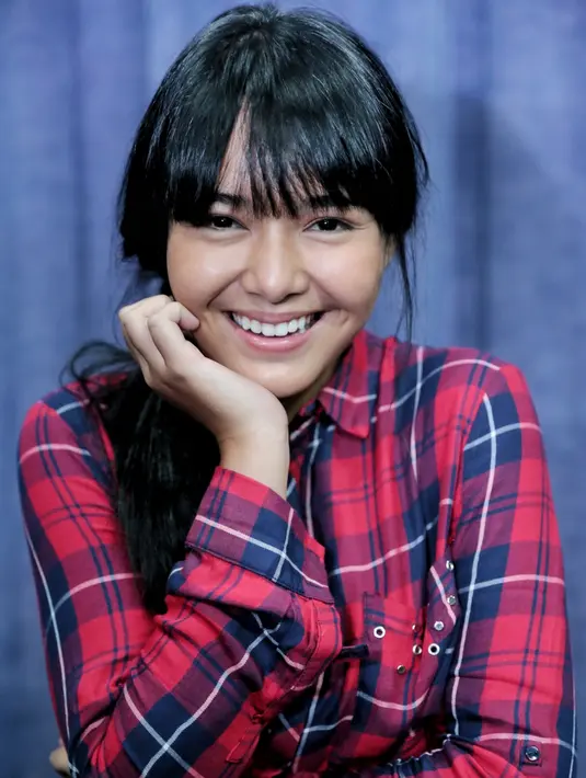 Menjadi nominasi dalam Aktris Utama Paling Ngetop SCTV Awards 2016, Amanda bersaing dengan artis lain seperti Angel Karamoy, Nabila Syakieb, Naysila Mirdad dan Nikita Willy. (Adrian Putra/Bintang.com)