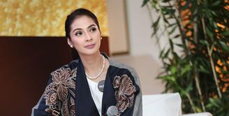 Memiliki seorang anak, sungguh sangat membanggakan bagi Maudy Koesnaedi. Selain dikenal memiliki wajah ganteng, buah hatinya juga sering memberikan kejutan dan romantis. (Galih W. Satria/Bintang.com)