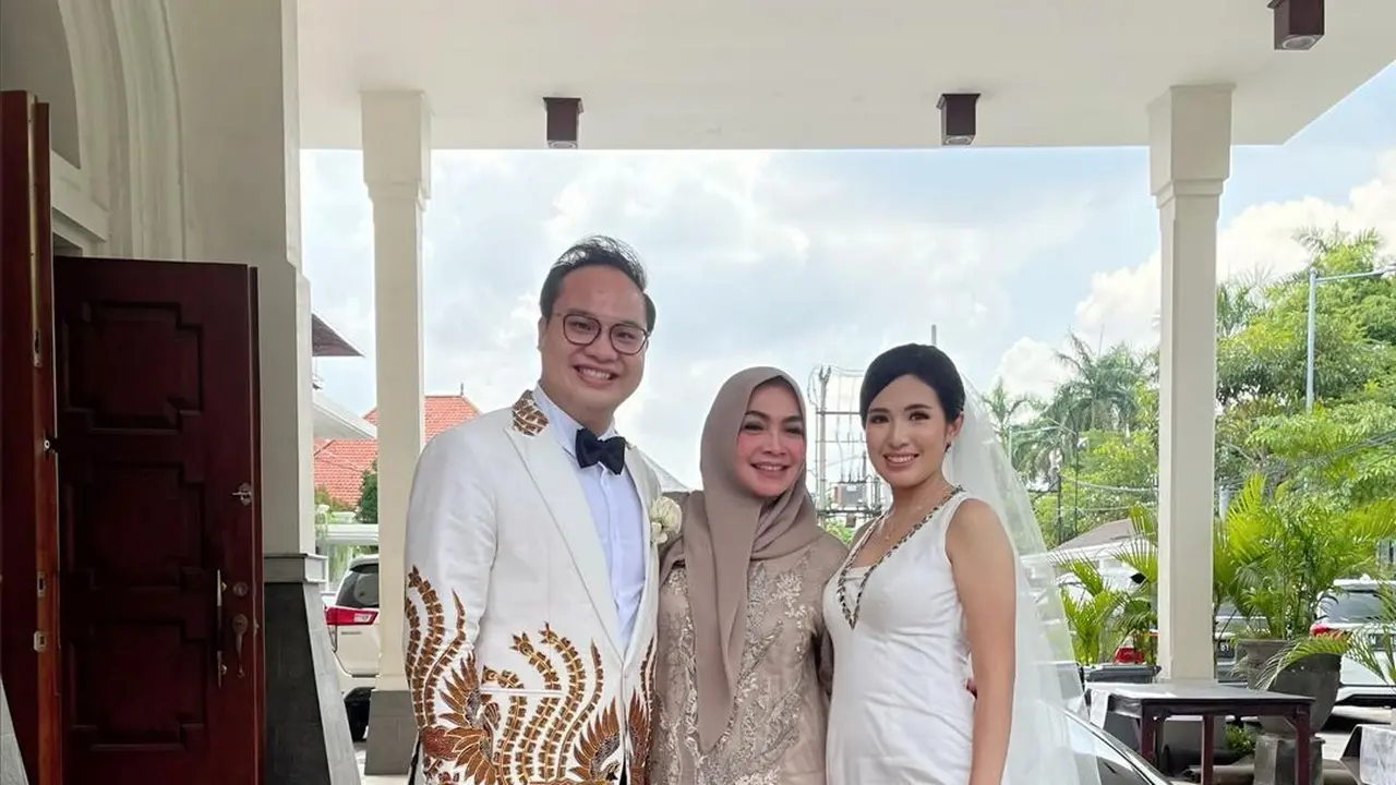 Ibu Nagita Slavina