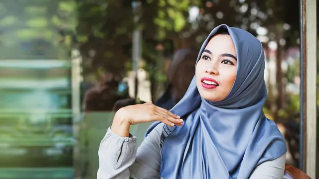 Bahan Pakaian yang Nggak Mudah Menyerap Keringat