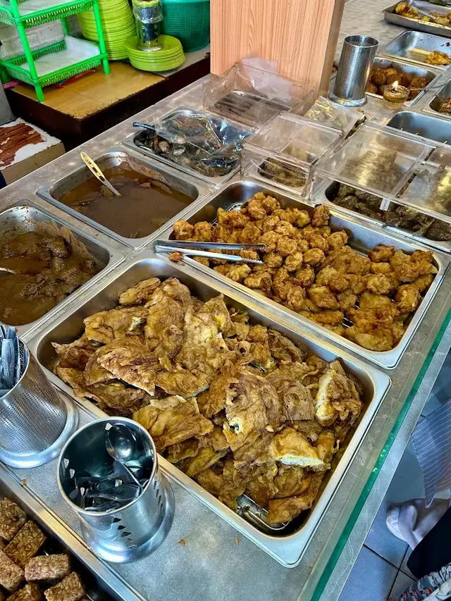 Tempat Sahur di Jalur Pantura Cirebon