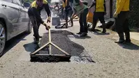 Pemkot Bandung Terima 400 Aduan Jalan Rusak, Warga Bisa Lapor Lewat Telepon dan Instagram