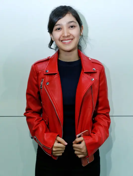 Berbagai cara dilakukan, selain memperhatikan asupan makanan, istirahat cukup hingga vitamin. Orangtuanya juga tergolong rewel terkait kesehatan putrinya. (Adrian Putra/Bintang.com)