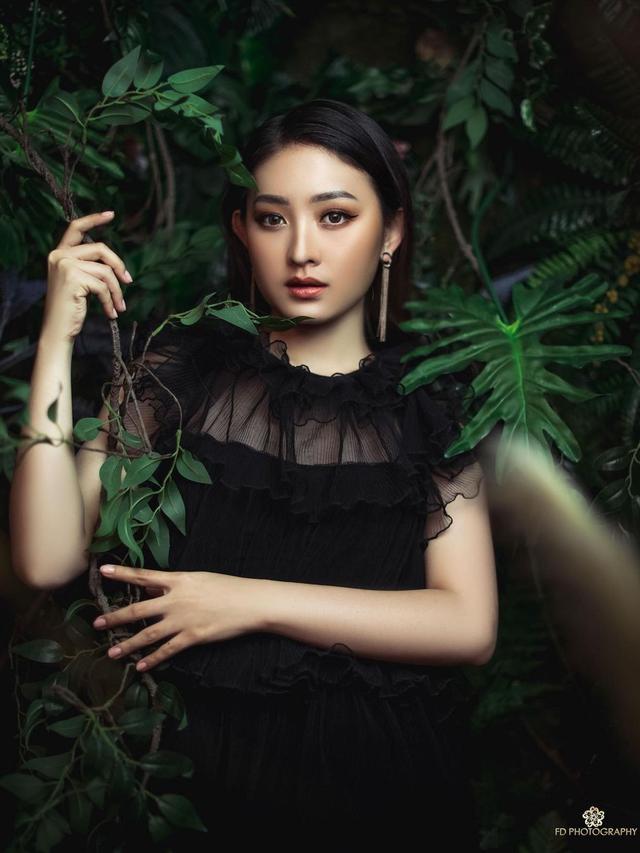 6 Pemotretan Natasha Wilona Bertema 'Secret Black Forest', Memukau