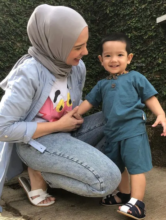 (Instagram/putriannesaloka)