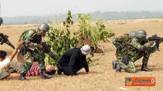 Citizen6, Kalijati: Seusai upacara  sebagai acara tambahan dimeriahkan dengan demo simulasi pembebasan sandera oleh Team dari Kompi BS Paskhasau. (Pengirim: Muslih Udin)