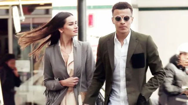 Gelandang Tottenham Hotspur, Dele Alli dan Ruby Mae