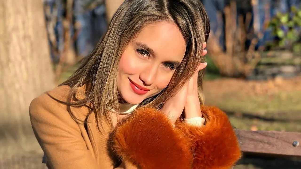 Cinta Laura