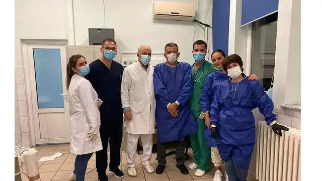 Tim dokter Skender Teljaku