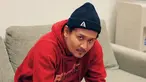 Dono Pradana baru-baru ini sedang trending dalam media sosial. Pasalnya konten 'Bondo Wani' yang ia pandu dalam konten YouTube milik Majelis Lucu Indonesia memasuki trending di YouTube. Konten yang mengulik mengenai Crazy Rich Surabaya ini pun saat ini masih trending. (Liputan/IG/@donopradana)
