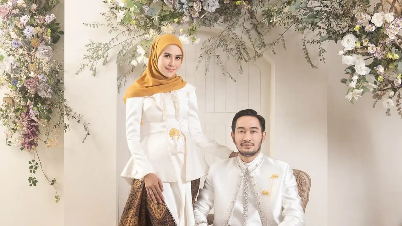 6 Gaya Artis Pakai Kebaya Putih saat Rayakan HUT ke-79 RI, Beby Tsabina, Tissa Biani, hingga Prilly Latuconsina
