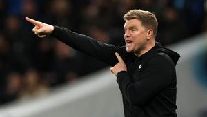 Calon pelatih Timnas Inggris berikutnya adalah Eddie Howe. Howe sendiri bisa dikatakan salah satu pelatih muda yang naik daun di Inggris. Namun sang pelatih dilaporkan masih berkomitmen untuk menangani The Magpies, sehingga kemungkinan tidak mau mengambil pekerjaan ini. (Adrian DENNIS / AFP)