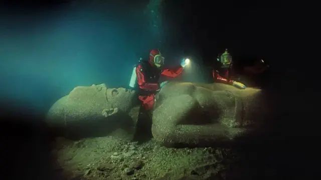 Tak Banyak Orang Tahu, Ini 7 Benda Misterius yang Terdapat di Bawah Laut