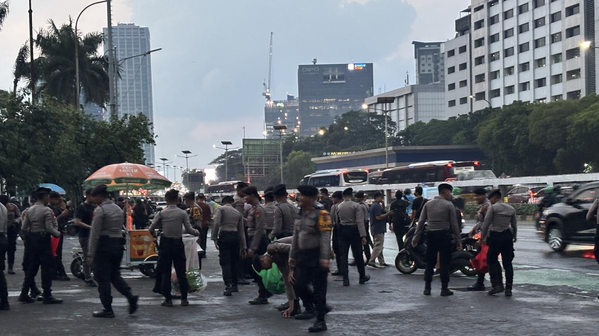 Demo Berakhir, Mahasiswa Beri Waktu DPR 3x24 Jam untuk Respons Tuntutan