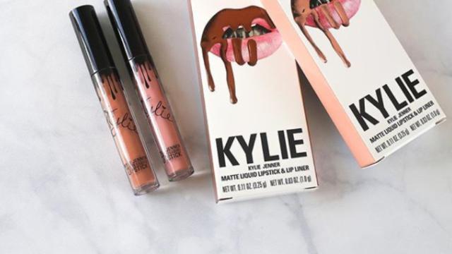 Sederet Selebriti Hollywood yang Miliki Brand Kosmetik