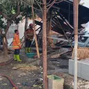 Sambaran Api Hanguskan Dua Rumah di Situbondo