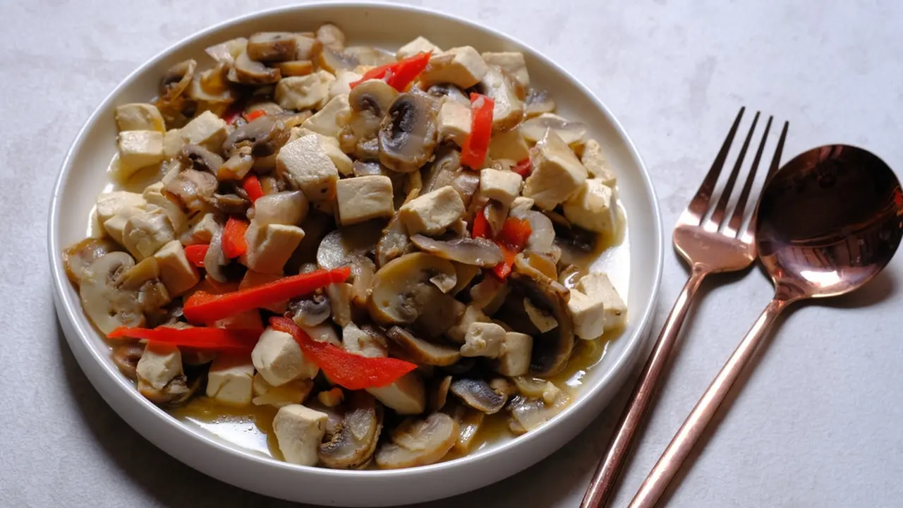 tumis tahu dan jamur kancing