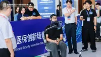 Cukup Pakai Pikiran, Kursi Roda Ini Bisa Melaju dan Berbelok
