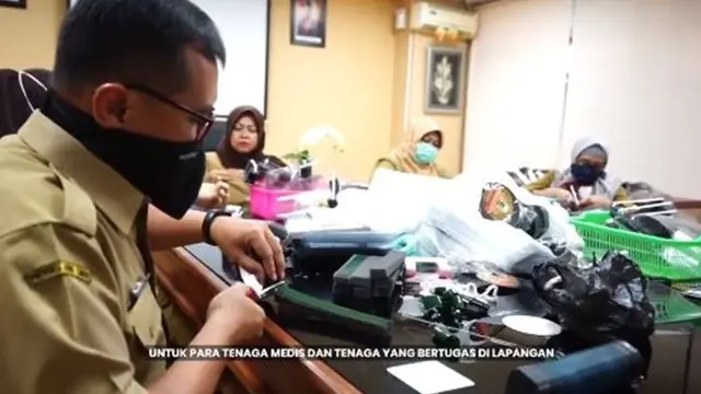 6 Potret Pembuatan Alat Pelindung Diri dan Masker oleh Pemerintah Kota Surabaya