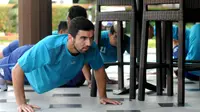 Gelandang Arema FC, Ahmet Atayev, akan bergabung dengan Timnas Turkmenistan di Singapura pada Kualifikasi Piala Asia 2018. (Bola.com/Iwan Setiawan)