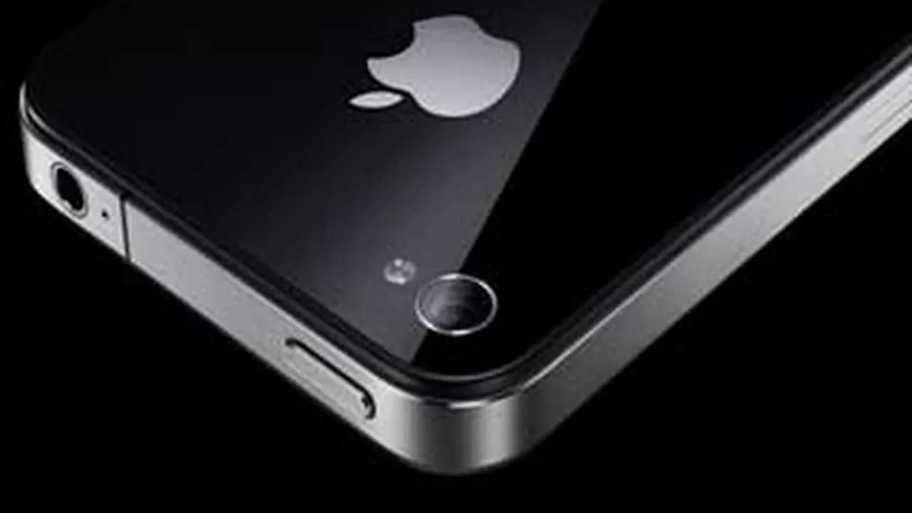 111009biphone4s.jpg