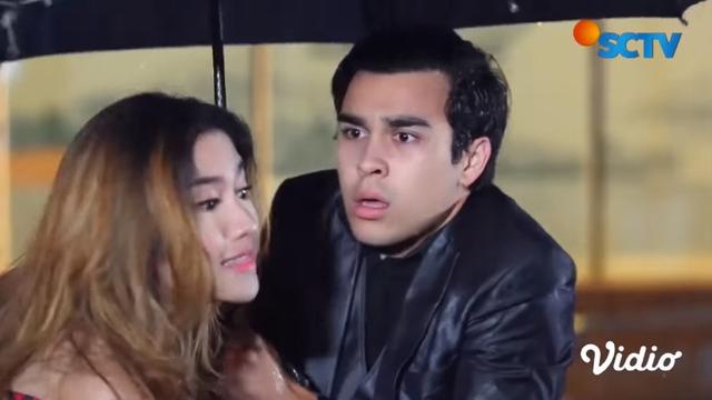 Main Sinetron Bareng, Ini 7 Potret Kebersamaan Ochi Rosdiana dan Erdin Werdrayana