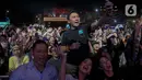 Menteri Agraria dan Tata Ruang/Kepala Badan Pertanahan Nasional (ATR/BPN), Agus Harimurti Yudhoyono (AHY) bersama istrinya, Annisa Pohan serta Anggota Dewan Perwakilan Rakyat, Edhie Baskoro Yudhoyono (Ibas) juga bersama istrinya, Siti Rubi Aliya Rajasa terlihat menyaksikan penampilan SBY di panggung festival musik Pestapora 2024. (Liputan6.com/Herman Zakharia)