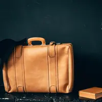 ilustrasi cara merawat dan membersihkan tas kulit/Stanislav Kondratiev/pexels