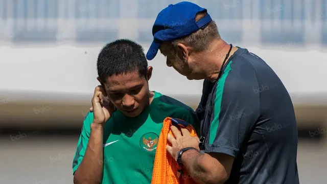 Evan Dimas