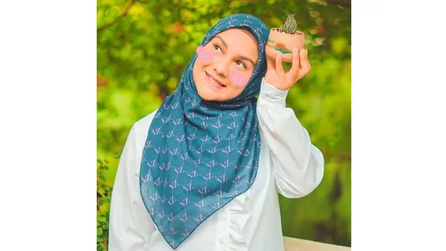 Tak Percaya Diri Karena Bobot Naik 10 Kg, Ini 6 Potret Terbaru Irish Bella